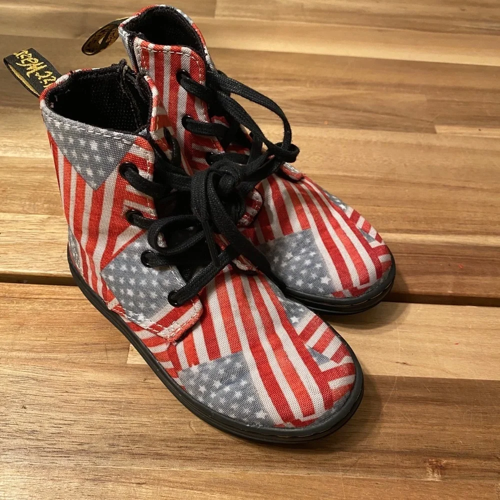Dr. MARTENS NWOT kids shoes